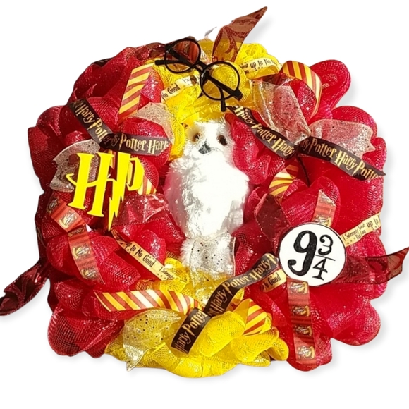Other - HARRY POTTER HANDMADE WREATH HEDWIG GRYFFINDOR